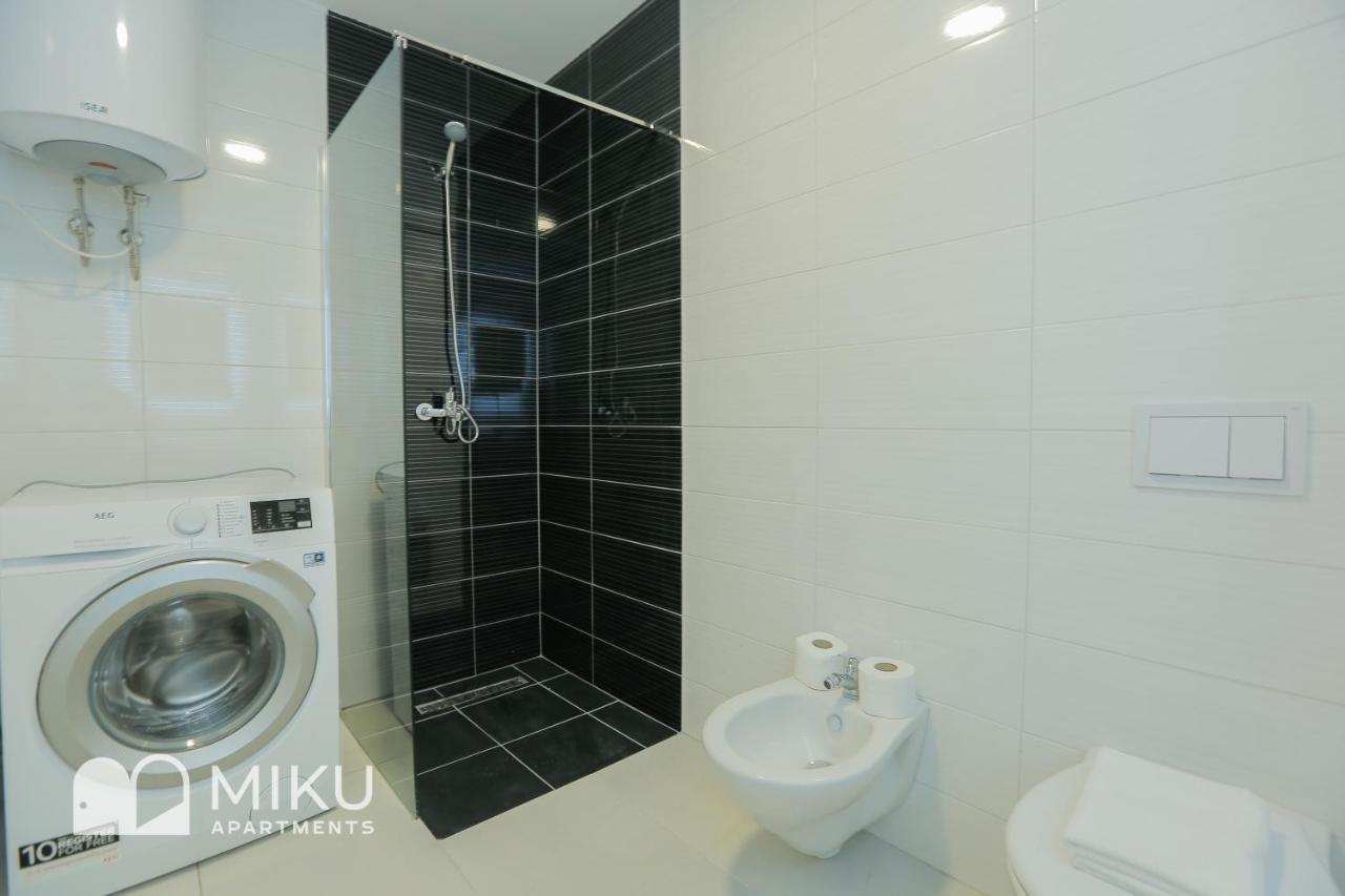 Miku Apartment - Vibrant 1Bd Apartment At Olympic Residence Tirana Buitenkant foto
